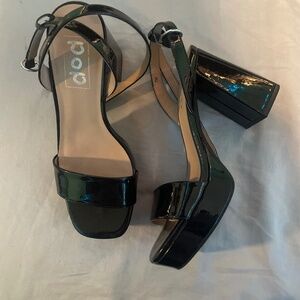 Heels black